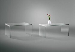 Dreieck Design U-Tisch
